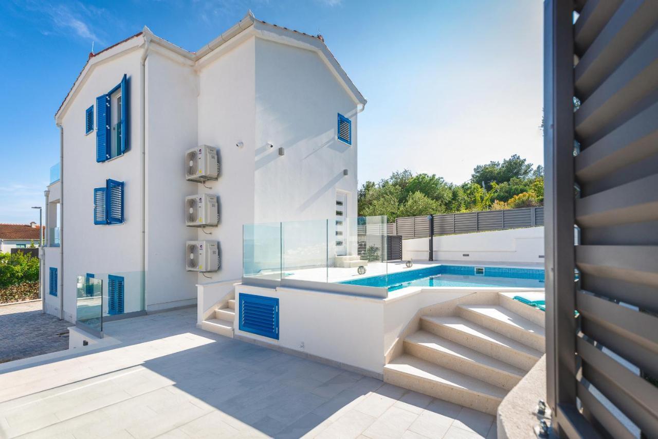 Villa Miholina - With Heated Swimming Pool Traù Esterno foto